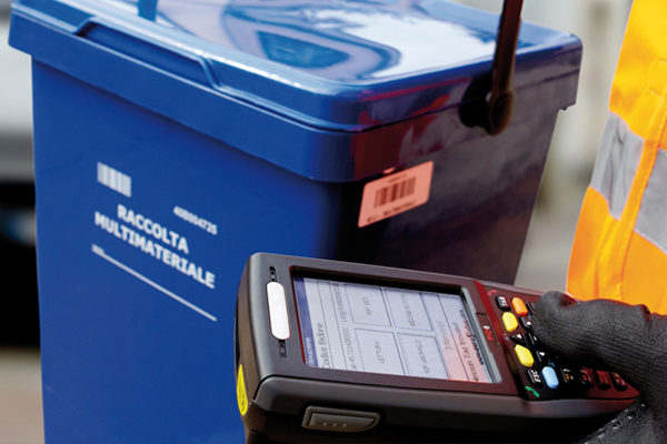 raccolta differenziata con microchip